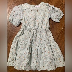 Size 9 Girls Zara dress. Worn once.